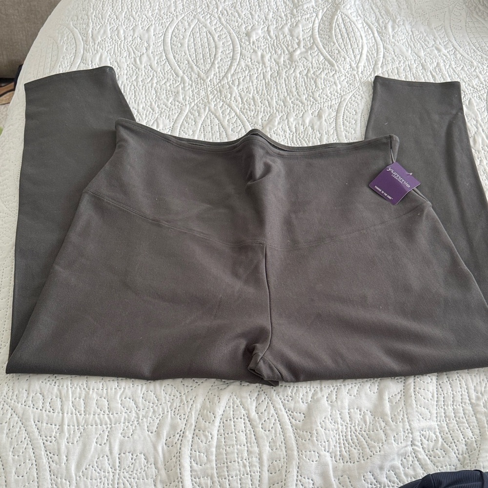NWT YUMMIE stretch twill green-gray style yt2-486 size 3X/3TG with pockets